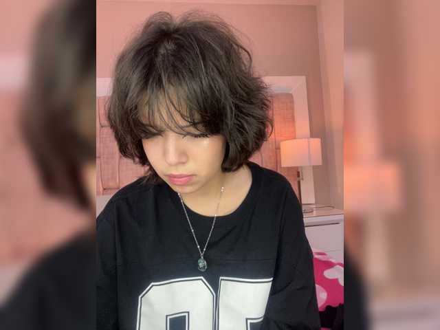 SophieCollins live cam on BongaCams