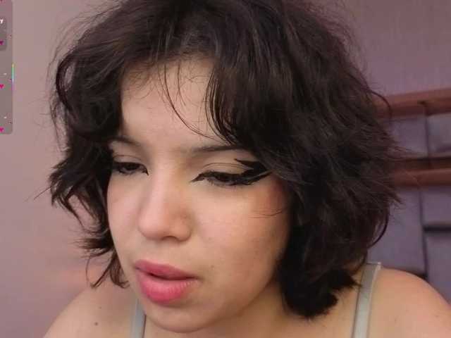 SophieCollins live cam on BongaCams