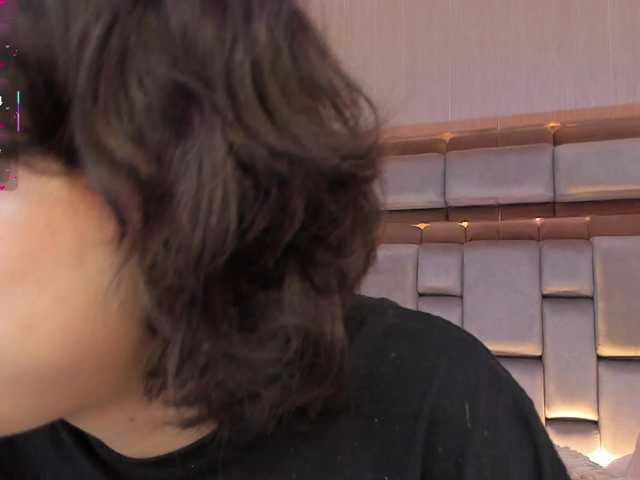 SophieCollins live cam on BongaCams