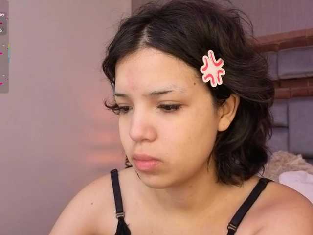 SophieCollins live cam on BongaCams
