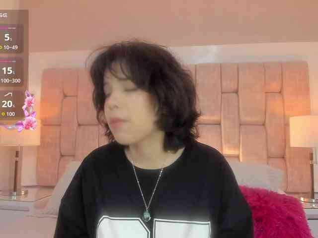 SophieCollins webcam