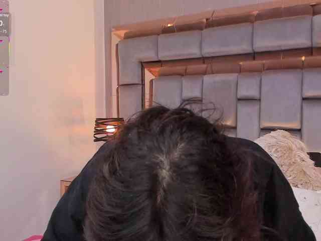 SophieCollins webcam