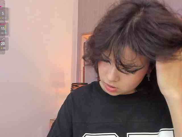 SophieCollins webcam