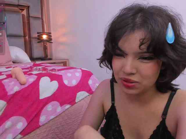 SophieCollins webcam
