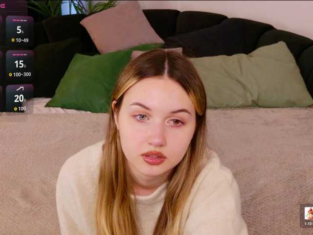 LillyEyess's BongaCams show and profile