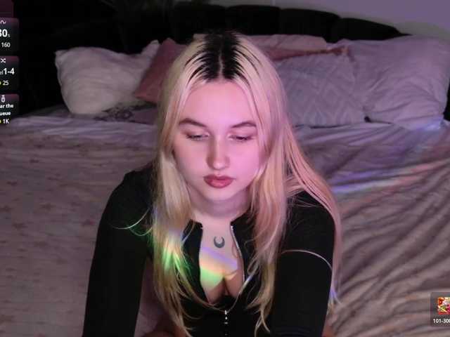 LillyEyess live cam on BongaCams