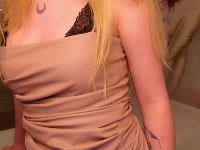 LillyEyess