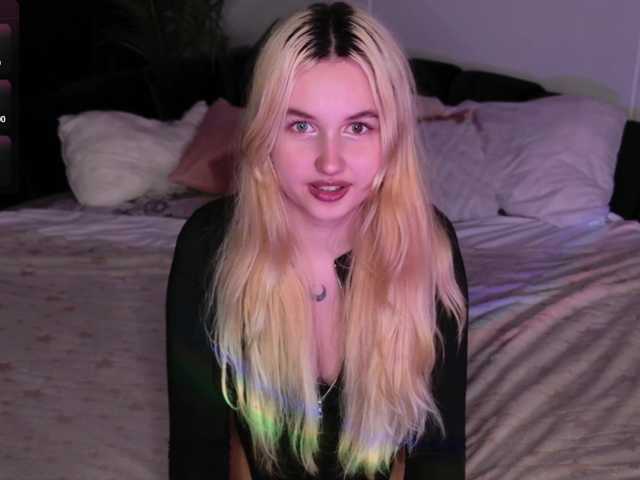 LillyEyess live cam on BongaCams