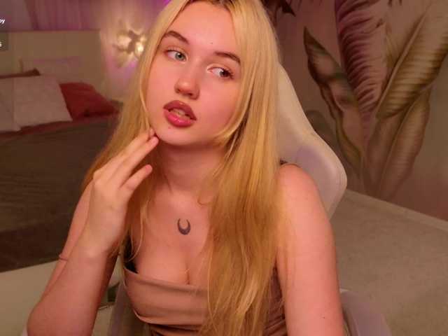 LillyEyess