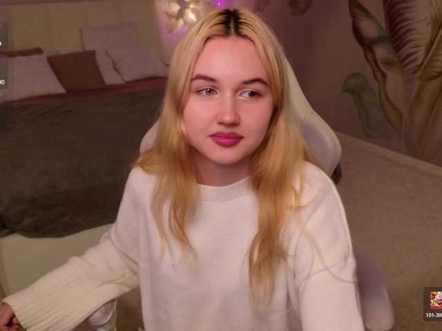 LillyEyess live cam on BongaCams