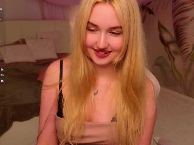LillyEyess