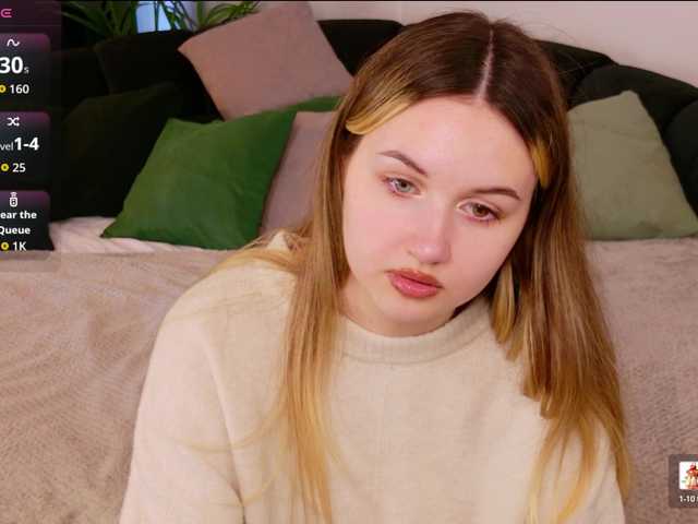 LillyEyess's BongaCams show and profile