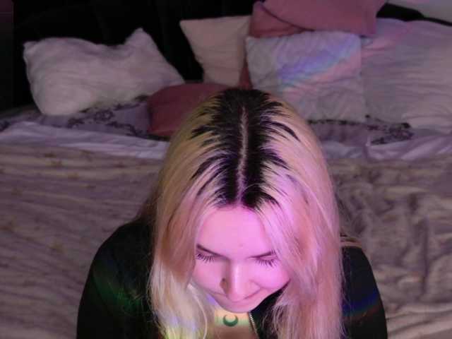 LillyEyess