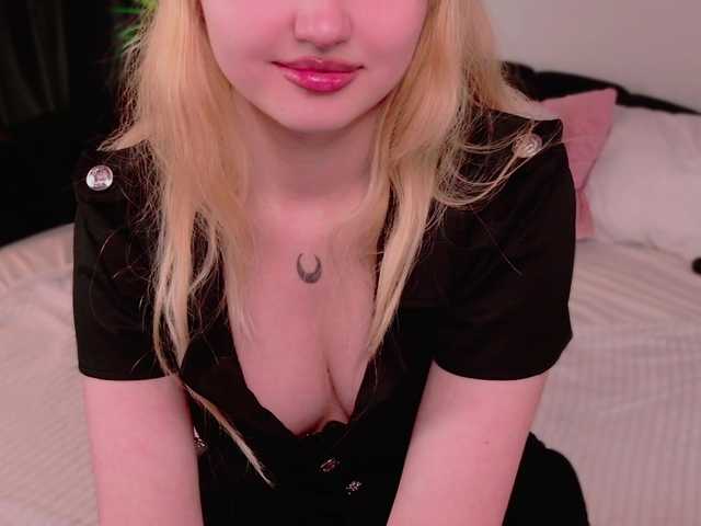 LillyEyess