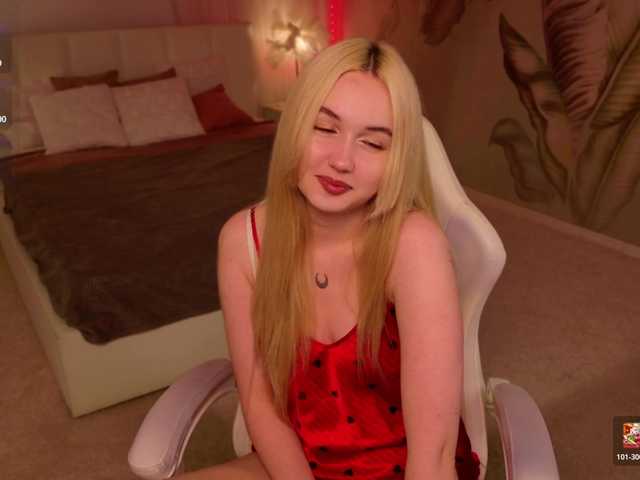 LillyEyess live cam on BongaCams
