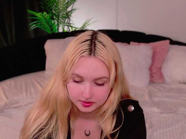 LillyEyess