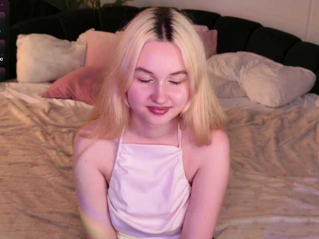 LillyEyess live cam on BongaCams