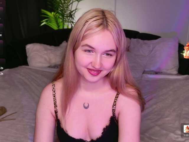 LillyEyess live cam on BongaCams