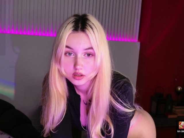 LillyEyess