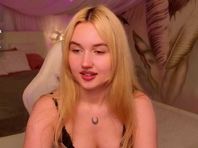 LillyEyess