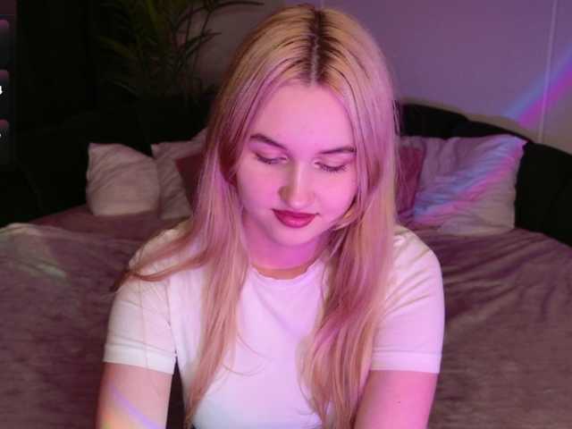 LillyEyess live cam on BongaCams