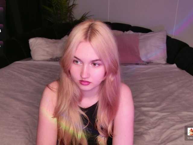LillyEyess live cam on BongaCams