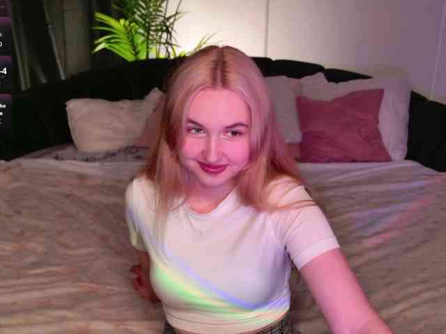 Modella: LillyEyess