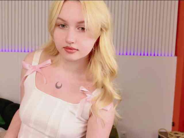 LillyEyess