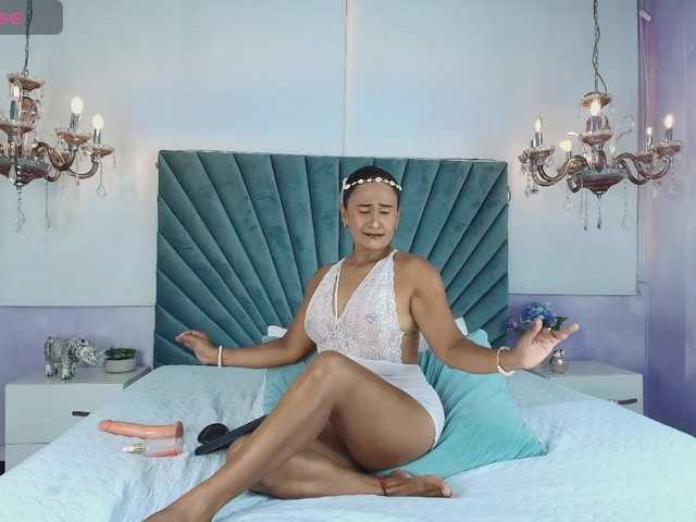 solcozzy's BongaCams show and profile