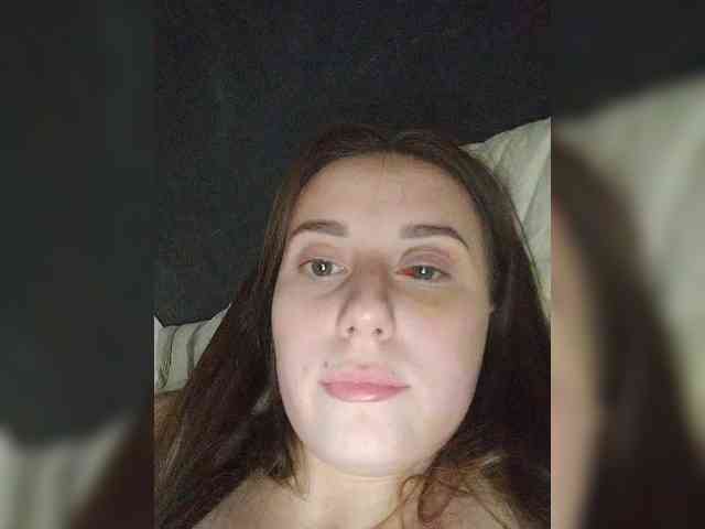 SweetLuna5555 webcam