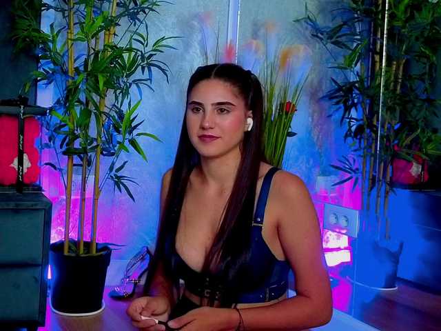 ValeryEvan live cam on BongaCams