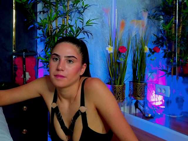 ValeryEvan live cam on BongaCams