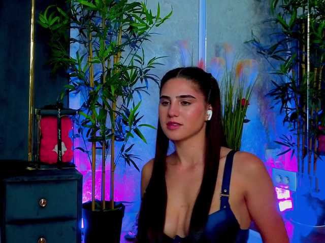 ValeryEvan live cam on BongaCams