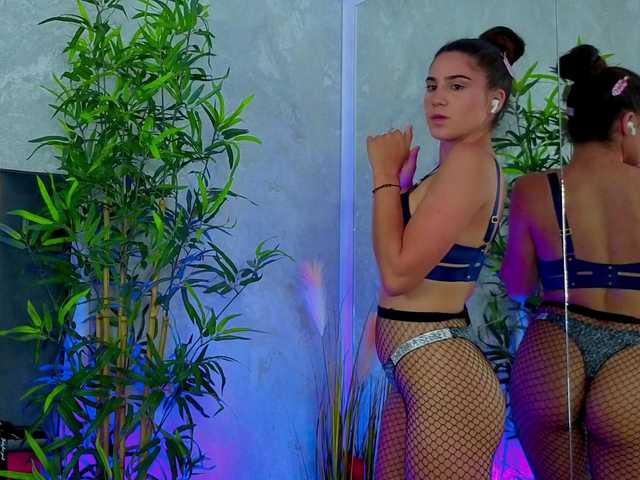 ValeryEvan live cam on BongaCams