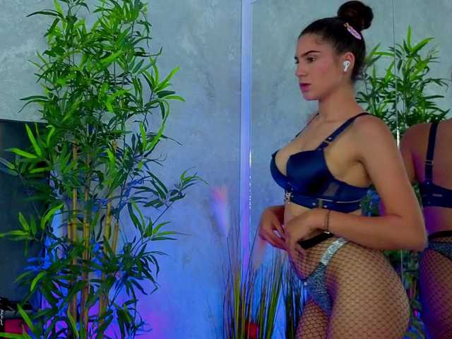 ValeryEvan live cam on BongaCams