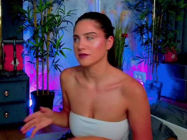 ValeryEvan live cam on BongaCams