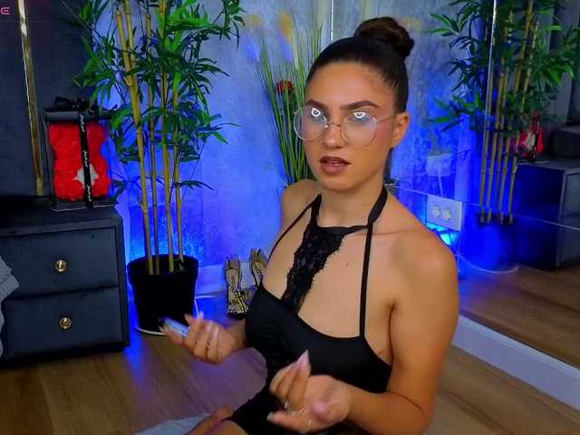 ValeryEvan live cam on BongaCams