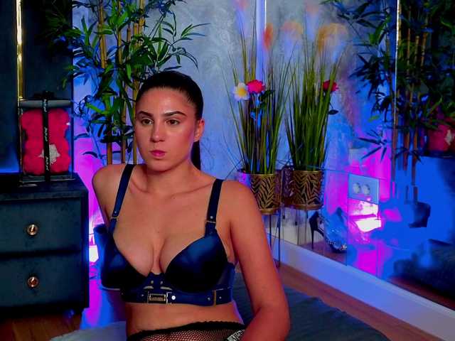 ValeryEvan live cam on BongaCams