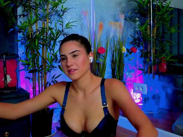ValeryEvan live cam on BongaCams