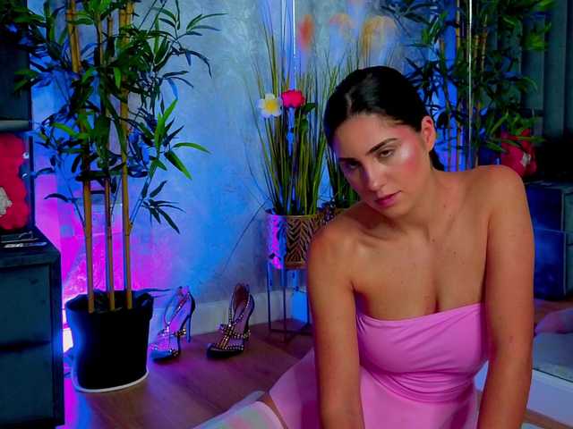 ValeryEvan live cam on BongaCams