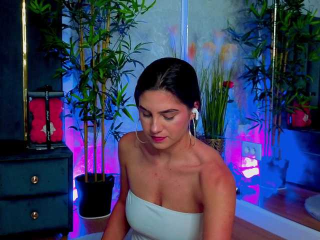 ValeryEvan live cam on BongaCams