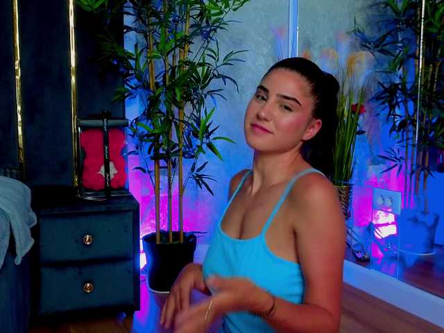 ValeryEvan live cam on BongaCams