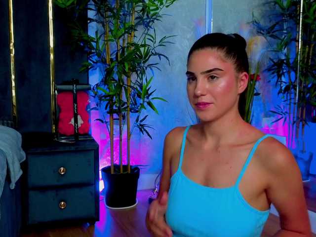 ValeryEvan live cam on BongaCams