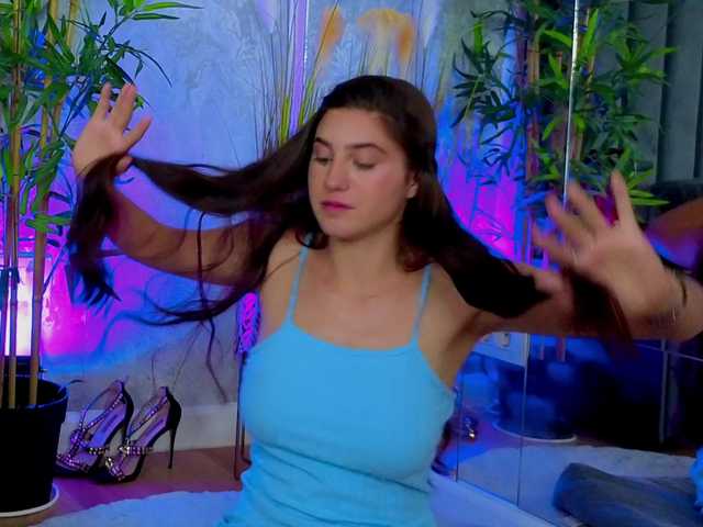 ValeryEvan live cam on BongaCams