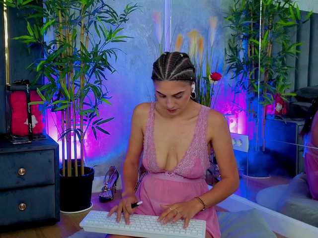 ValeryEvan live cam on BongaCams
