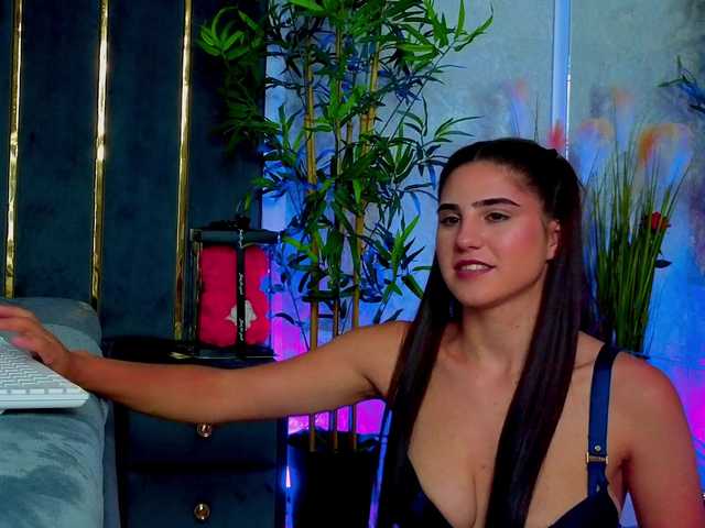 ValeryEvan live cam on BongaCams