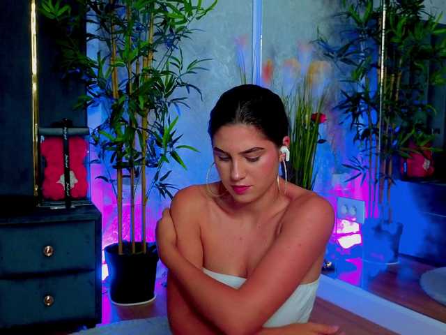 ValeryEvan live cam on BongaCams