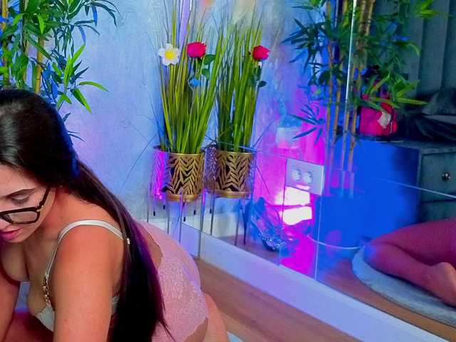 ValeryEvan live cam on BongaCams