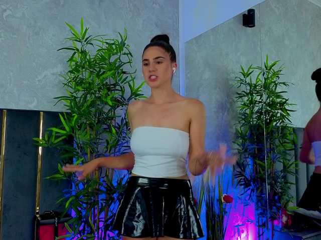 ValeryEvan live cam on BongaCams