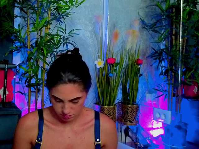 ValeryEvan live cam on BongaCams